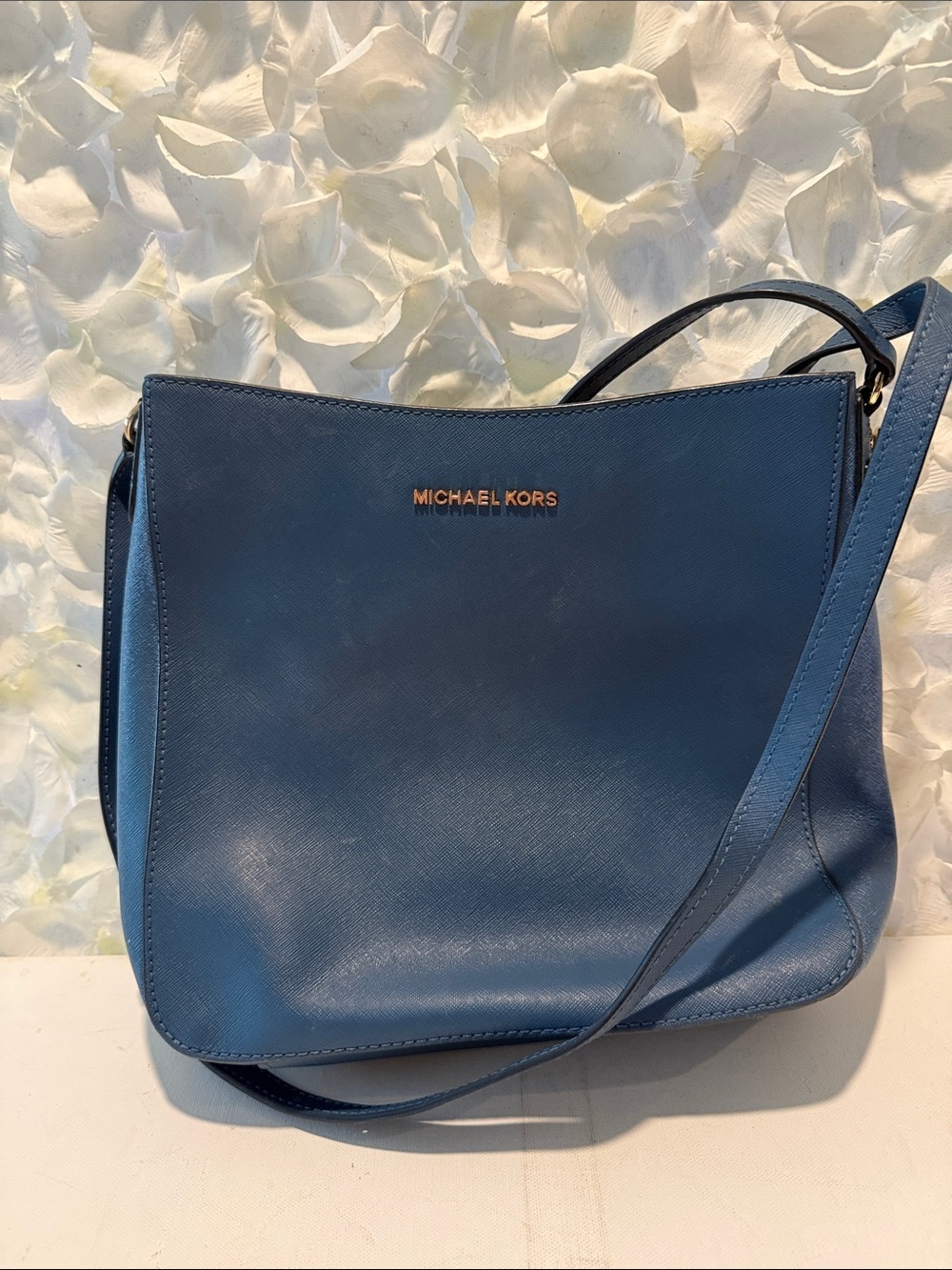 Michael Kors Blue Leather Shoulder Bag with Gold Logo